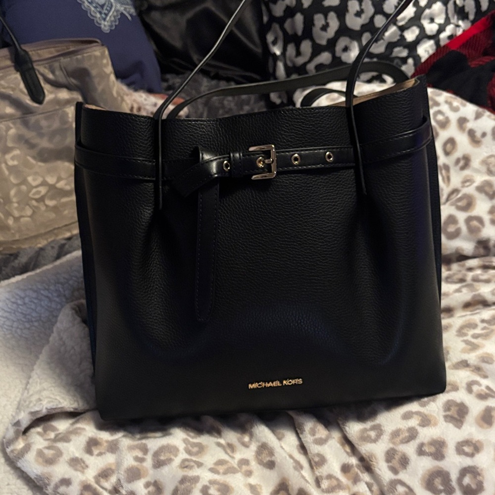 Michael Kors Emilia Large Tote Leather Shoulder Handbag